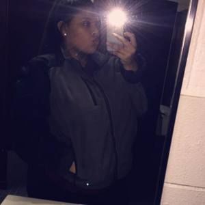 Meet your Posher, Lexie